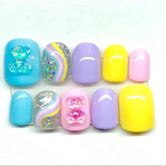 SHORT SQUARE BEARY CUTE PRESS ON NAILS - Picture 3 of 11